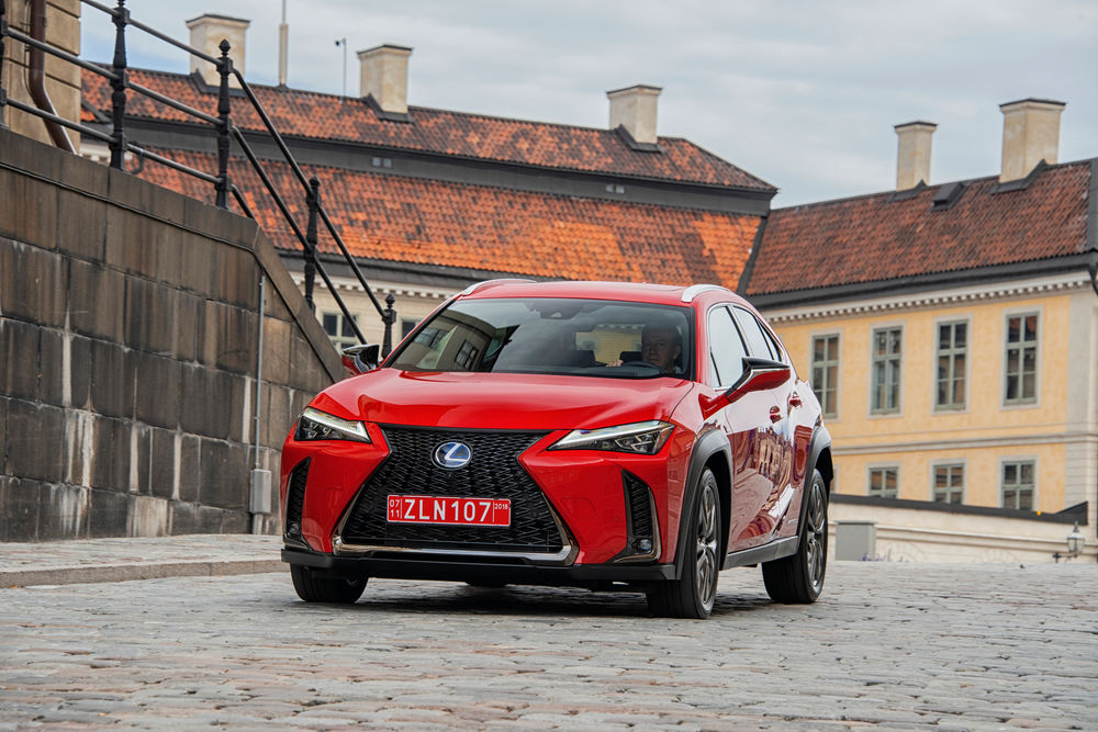 LEXUS_UX 250h_F SPORT_45.JPG