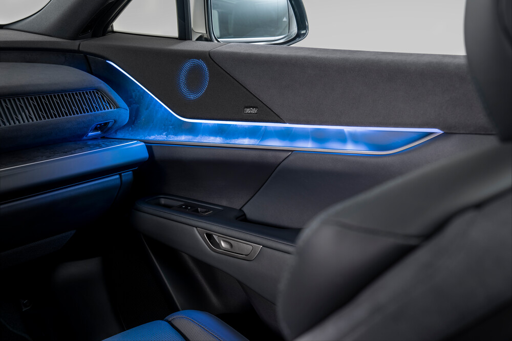 2026_Lexus TZ_WP_26.jpg